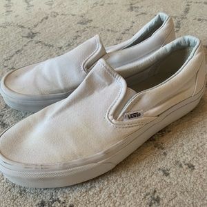 VANS True White Slip Ons- Size 8